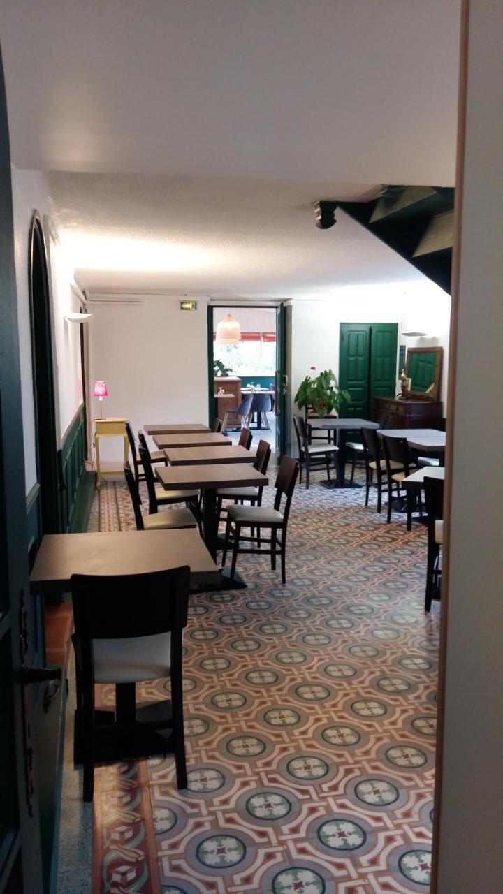 Logis Hotel Le Chene Vert Bollène Exterior foto